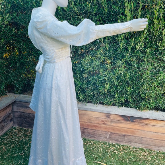 Vintage White Eyelet Gunne Sax Dress by Jessica - Picture 8 of 11